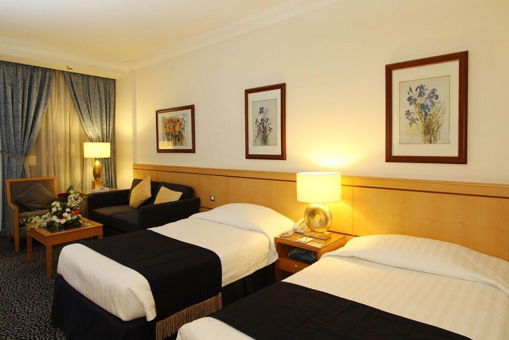 Al Qibla Hotel Medina Bagian luar foto