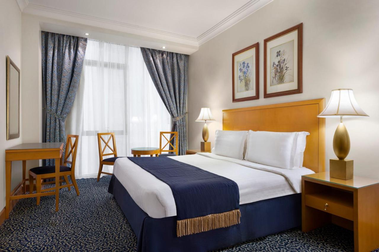 Al Qibla Hotel Medina Bagian luar foto
