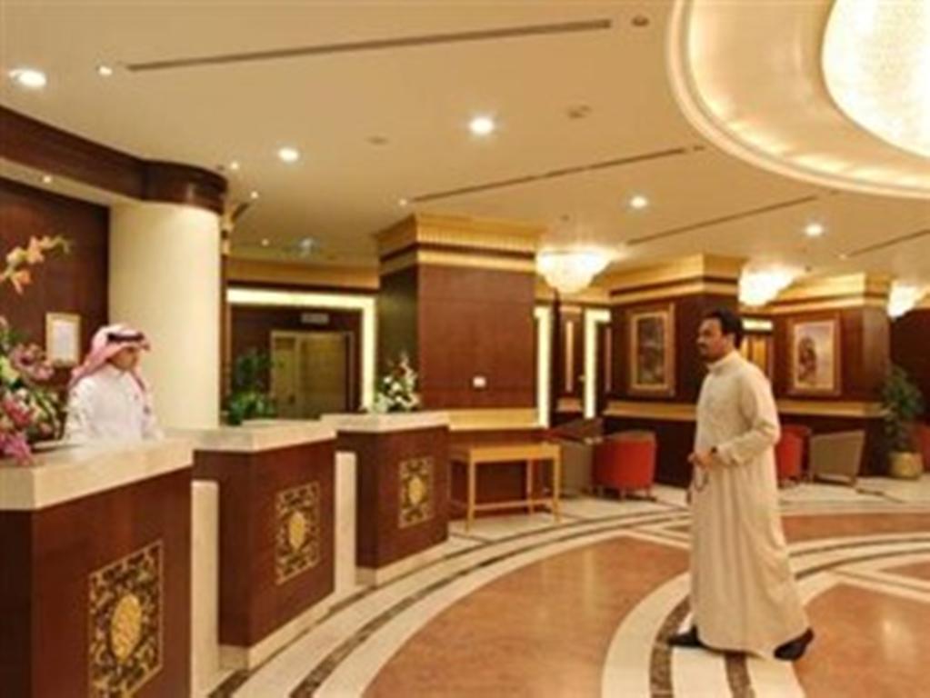 Al Qibla Hotel Medina Bagian luar foto