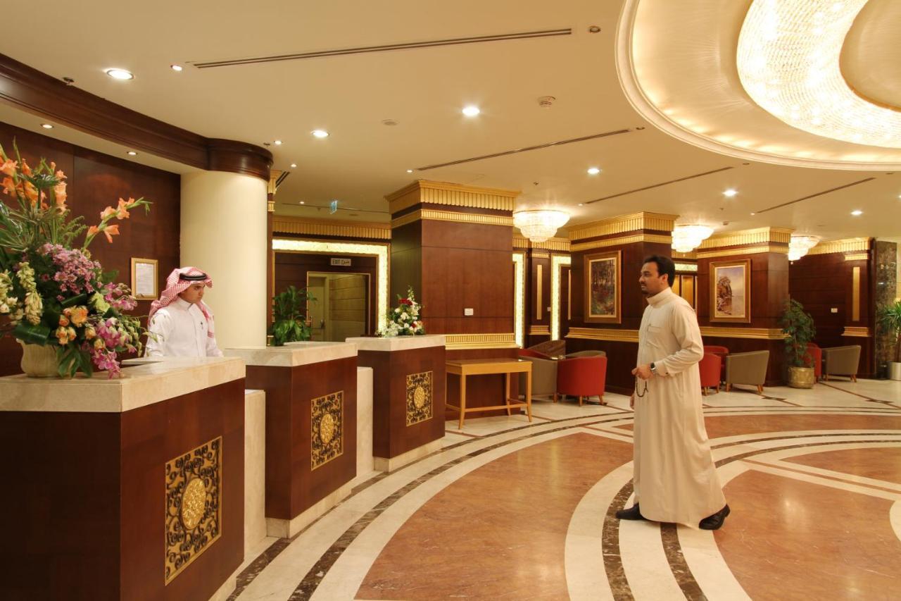 Al Qibla Hotel Medina Bagian luar foto