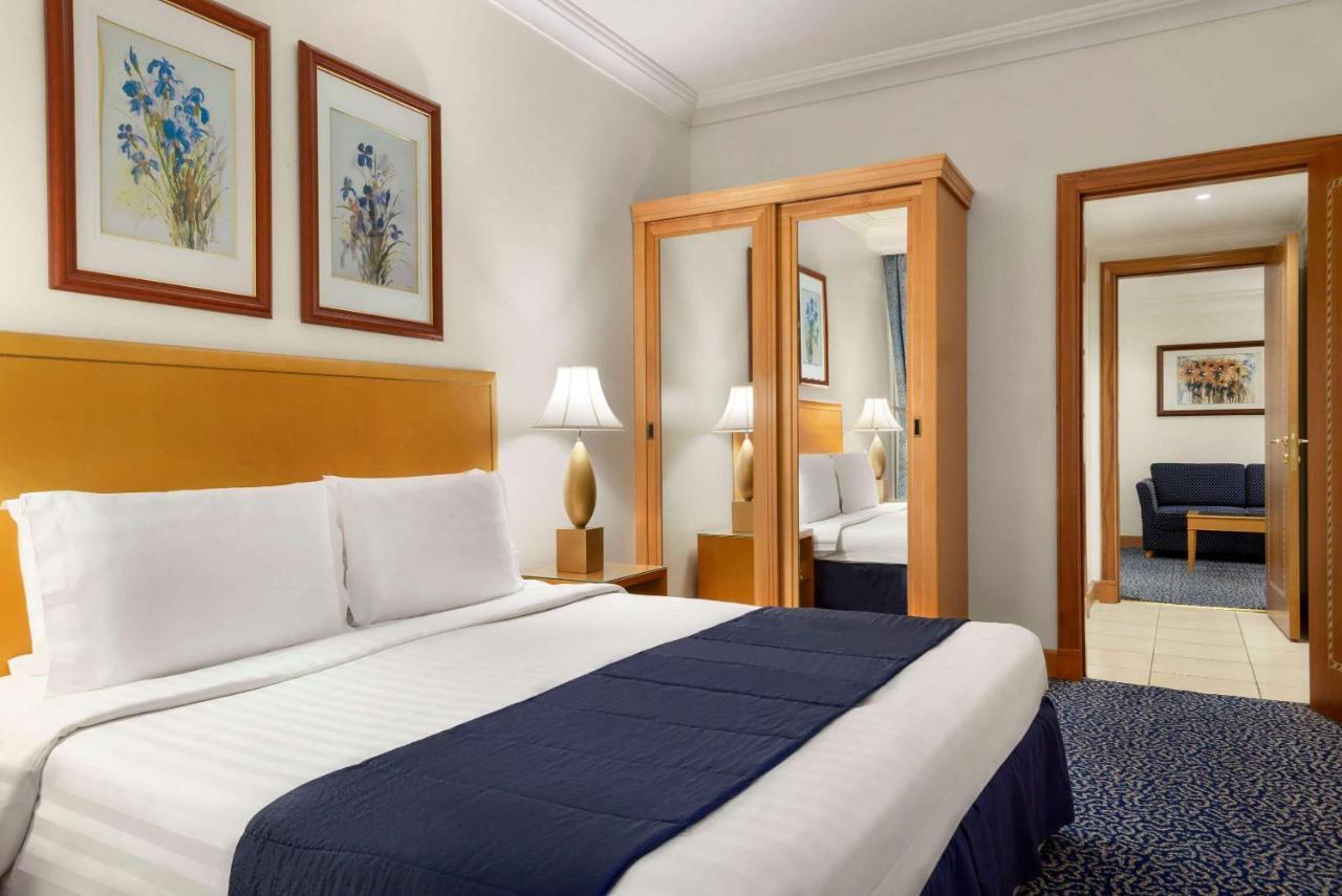 Al Qibla Hotel Medina Bagian luar foto